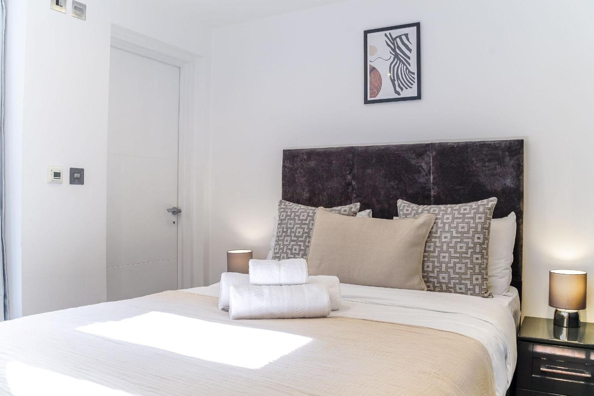 Notting Hill & Hyde Park - 2Br - Cityapartmentstay London Ngoại thất bức ảnh